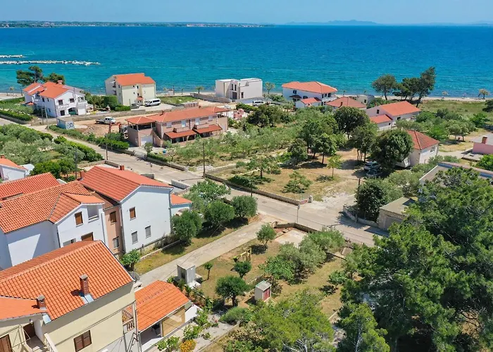 Old Road Appartement *