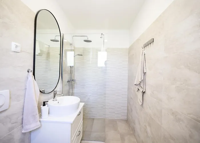 Old Road Appartement